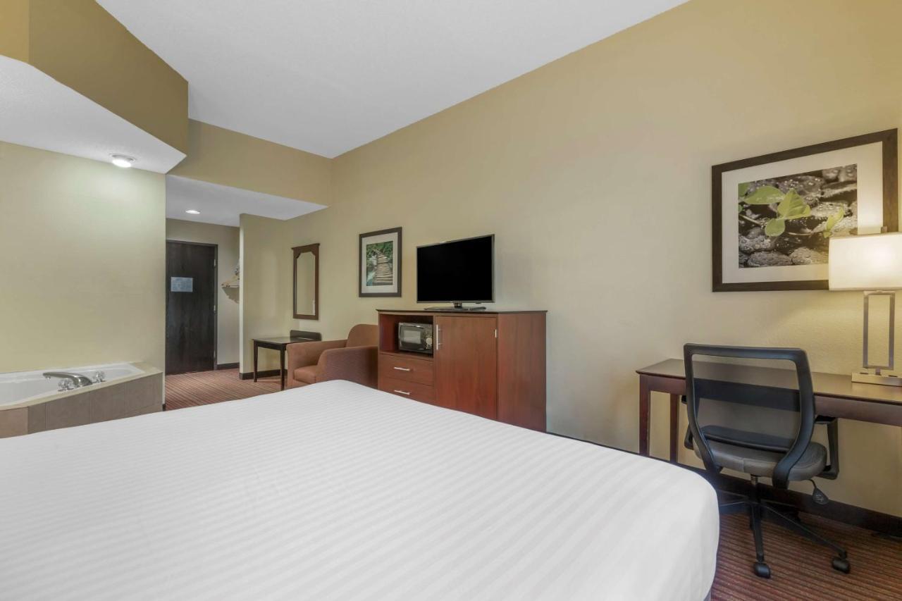 Best Western Seneca-Clemson Екстериор снимка